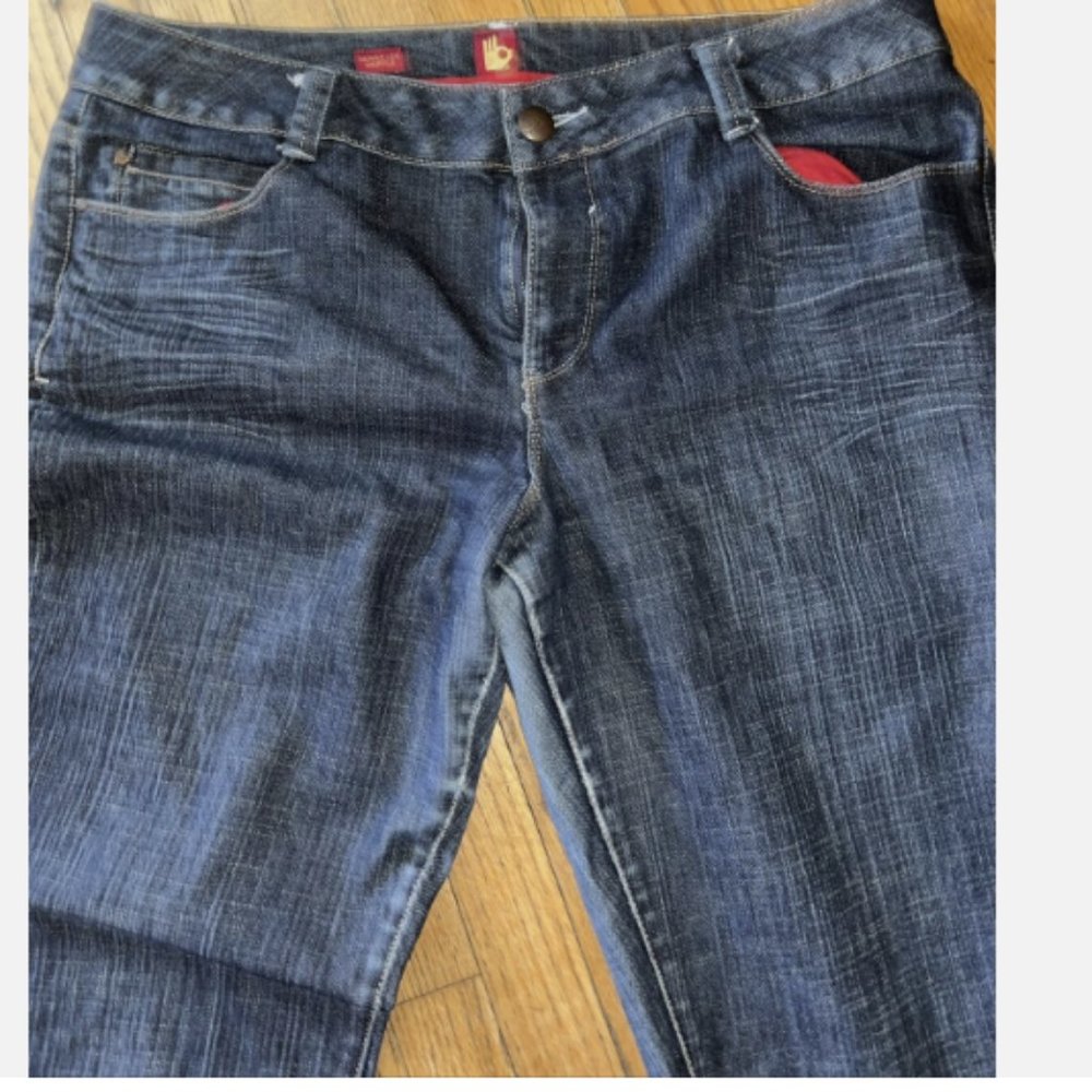 47 - Sassoon Jeans